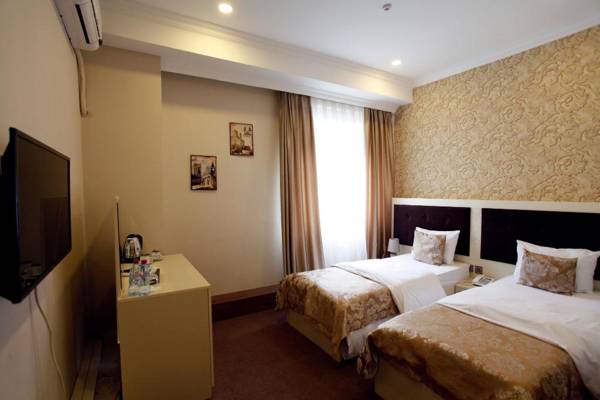 Khaghani Center Hotel