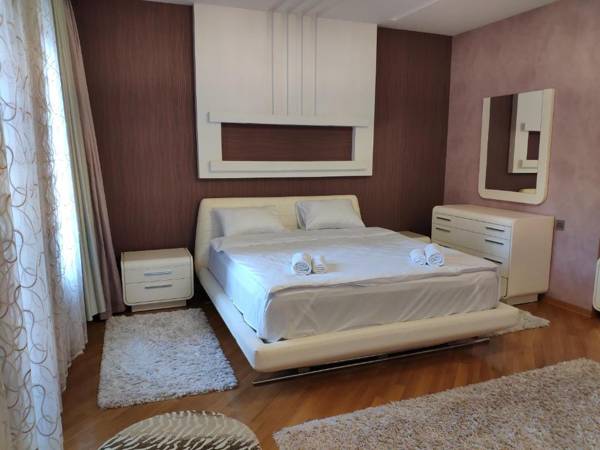 Family Nizami Apartment