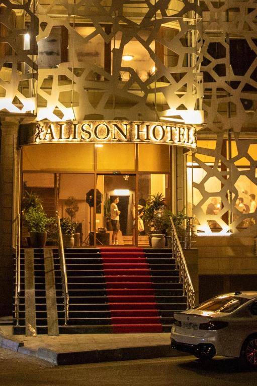 Alison Hotel