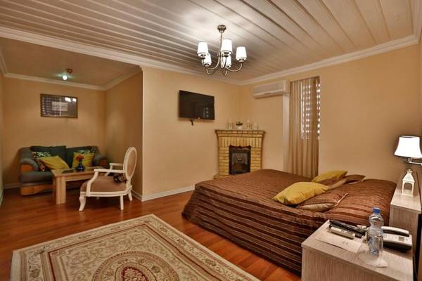 Caspian Pearl Boutique Hotel