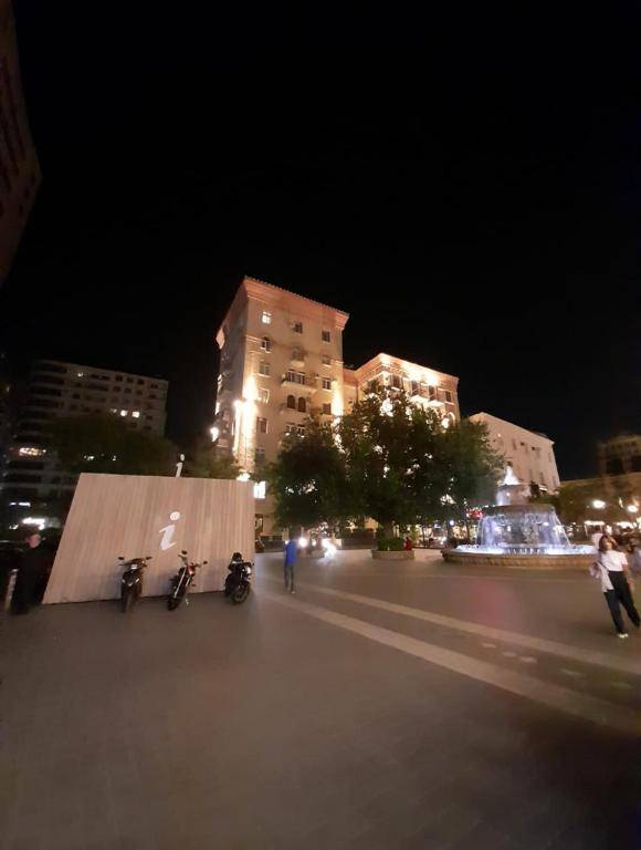 M Estate Targovi 2 room. Nizami Street.