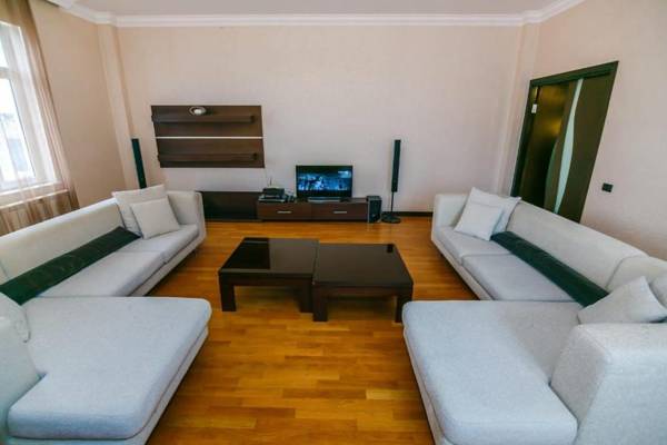 Apartment On VİP Mado Tarqovi