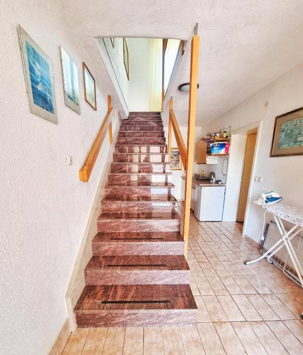 Apartments Discovery 2