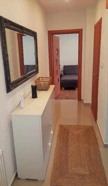 Leipzig Square Apartment- Travnik