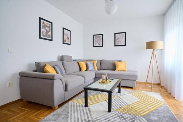 Apartments Green Paradise