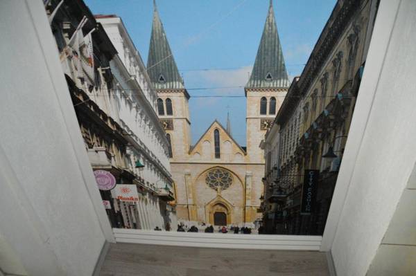 Apartment Inn free public parking