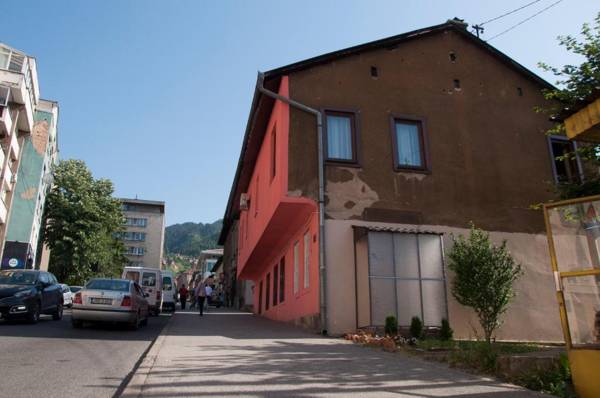 Bistrik Rose Apartment