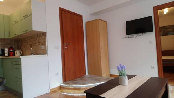 Brand New - Central Apartments