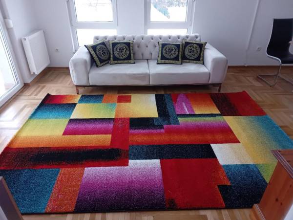 Apartments near the airport 1984