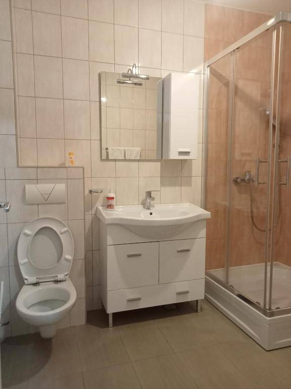 Apartments near the airport 1984