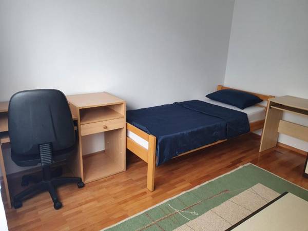 Workspace - Comfort Apartment with wi-fi and parking Sarajevo Center
