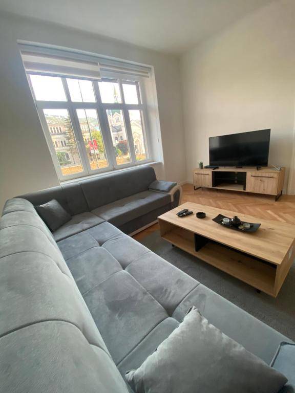 Apartment Festina Lente