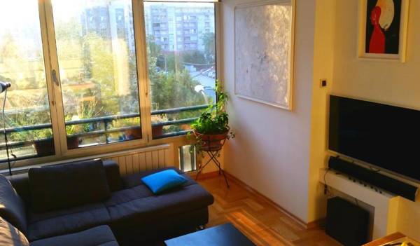 City Center Apartment with parking