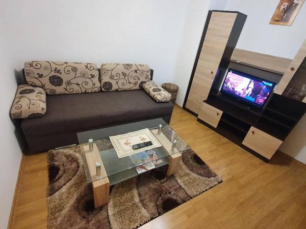 Stan na dan Prnjavor Gajba u centru