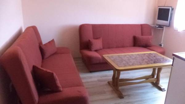 Apartment Monzuik near the lake