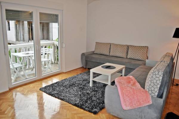 Apartman Dina