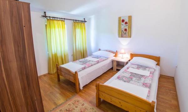 Frida Luxury Beachfront villa