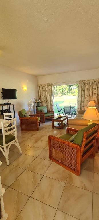 213 Golden Grove Rockley