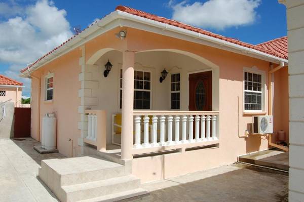 Plover Court Apartments