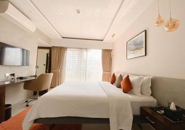 Jatra Flagship Dhaka Lake View