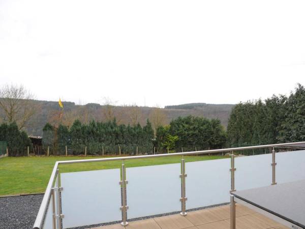 Modern Holiday Home in La Roche-en-Ardenne with Garden