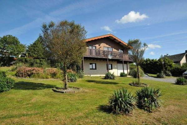 Attractive Holiday Home in Somme-Leuze with Sauna