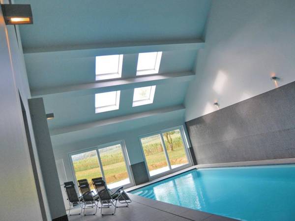 Cozy Holiday Home in Somme-Leuze with Private Pool and Sauna