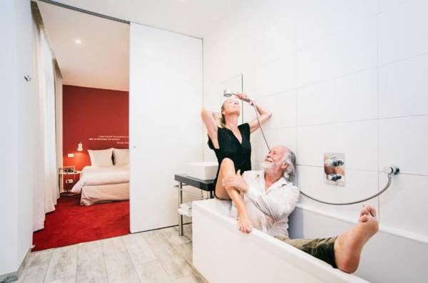 Pacific Hotel - City Center