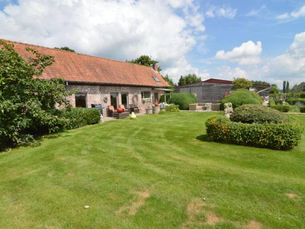 Spacious stylish holiday home in the centre of forested surroundings with private garden