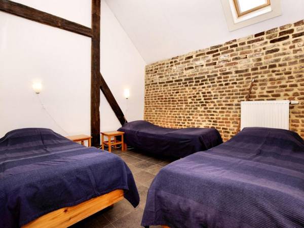 Spacious Holiday Home in Richelle with Private Terrace