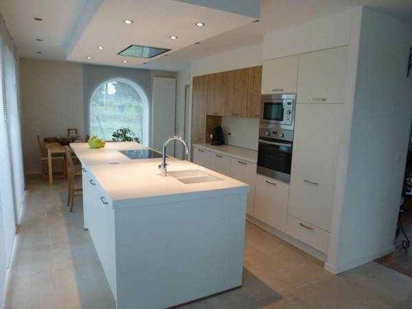 Charming Holiday Home in Zuienkerke with Garden