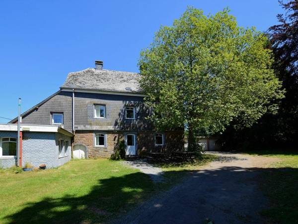 Welcome to this holiday home ideal for groups!