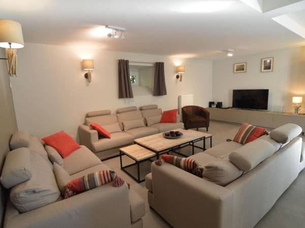 Beautiful Holiday Home in Ondenval with Private Terrace