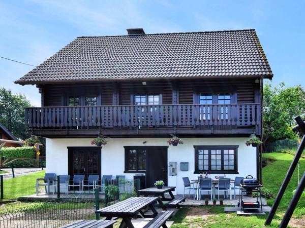 Attractive Chalet in Fraiture with Sauna and Garden