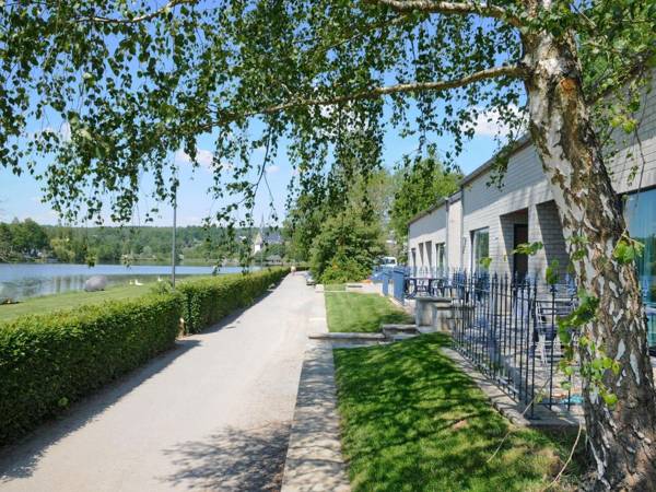 Comfortable holiday home with a microwave near Vielsalm