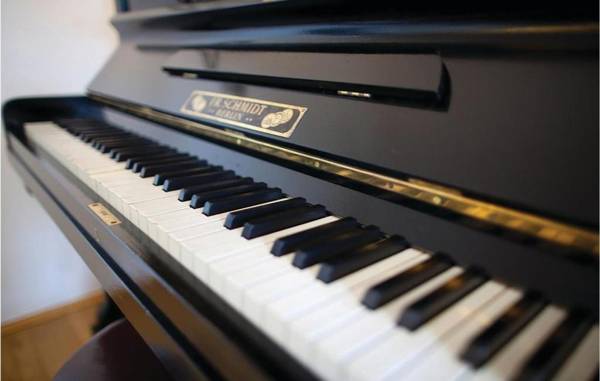 Seven-Bedroom Holiday Home in Remersdaal