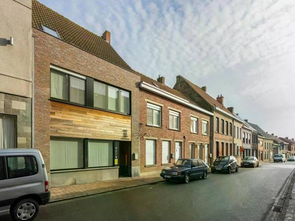 Lovely Holiday Home in Roesbrugge with Sauna