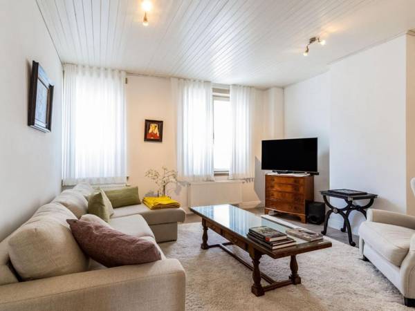 Cosy Holiday Home in Oostende with Terrace