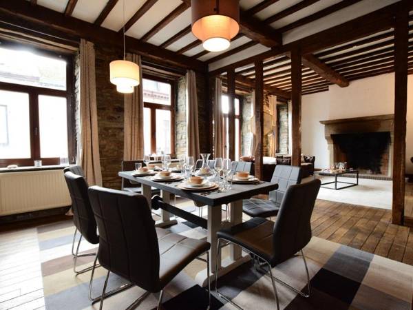 Elegant Holiday Home in Saint-Hubert with Fenced Garden