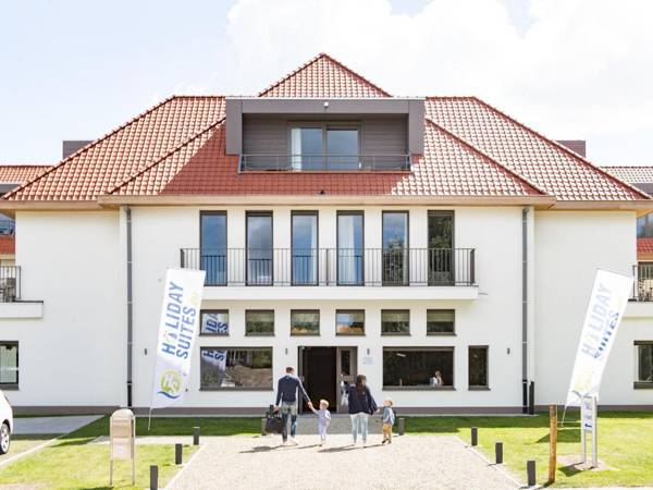 Modern apartment with a microwave located 1 km from the sea