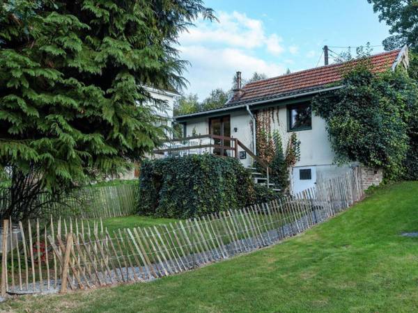 Luring Holiday Home in Malmedy with terrace