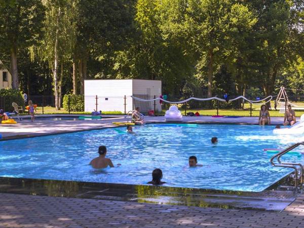 Nicely furnished studio with dishwasher in Belgian Limburg