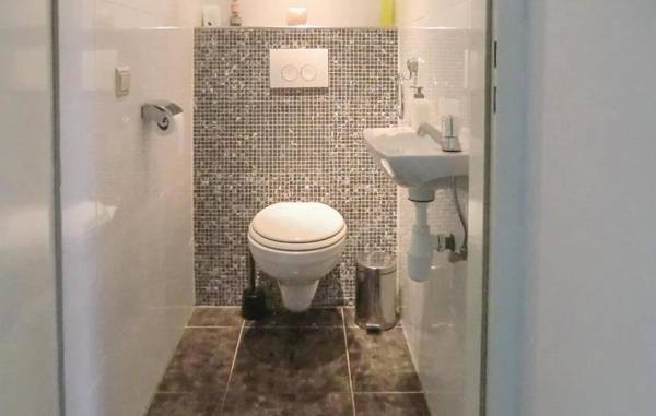 Holiday Home Wibrin with Fireplace 02