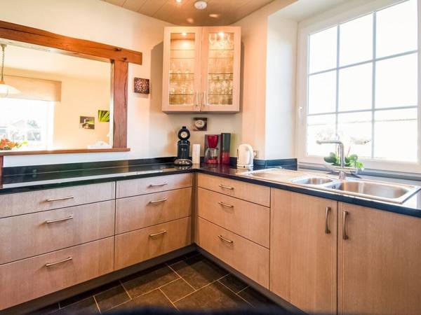 Pretty Farmhouse in Houffalize with Courtyard