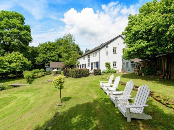 Beautiful Holiday Home with Garden in Houffalize