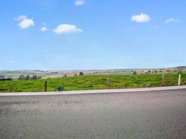 Cosy Holiday Home in Cherain near Forest