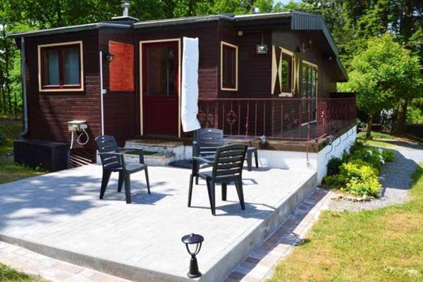 2 bedrooms house with enclosed garden at Erezee
