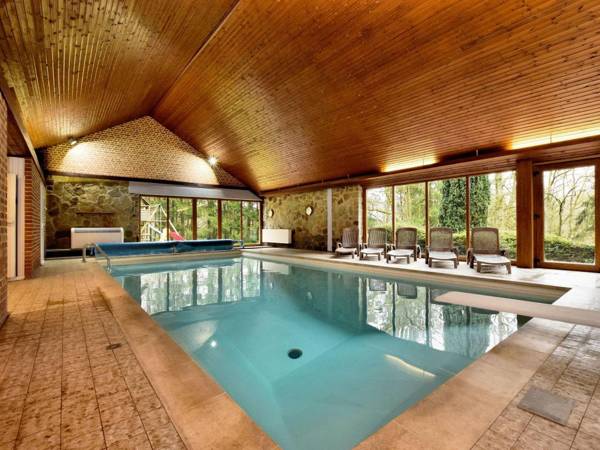 Luxurious Villa with Private Swimming Pool in Durbuy