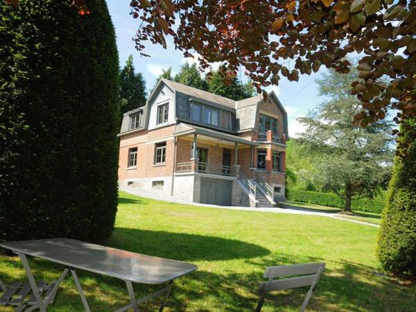 Beautiful Holiday Home in Durbuy with Garden