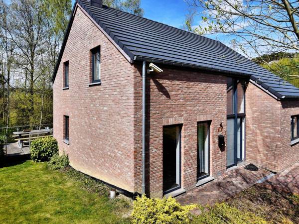 Charming Holiday Home in Durbuy with Sauna